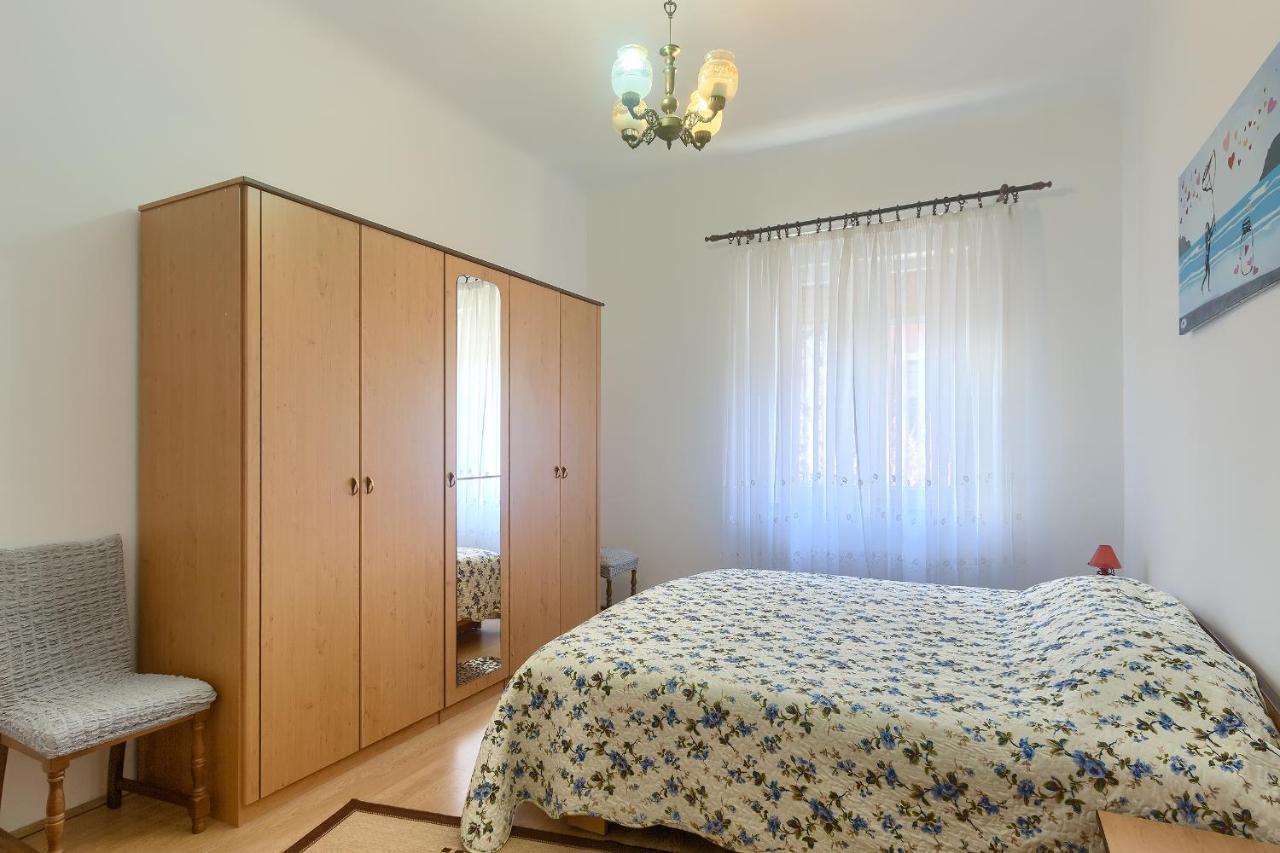 Aida Pula Apartment Extérieur photo